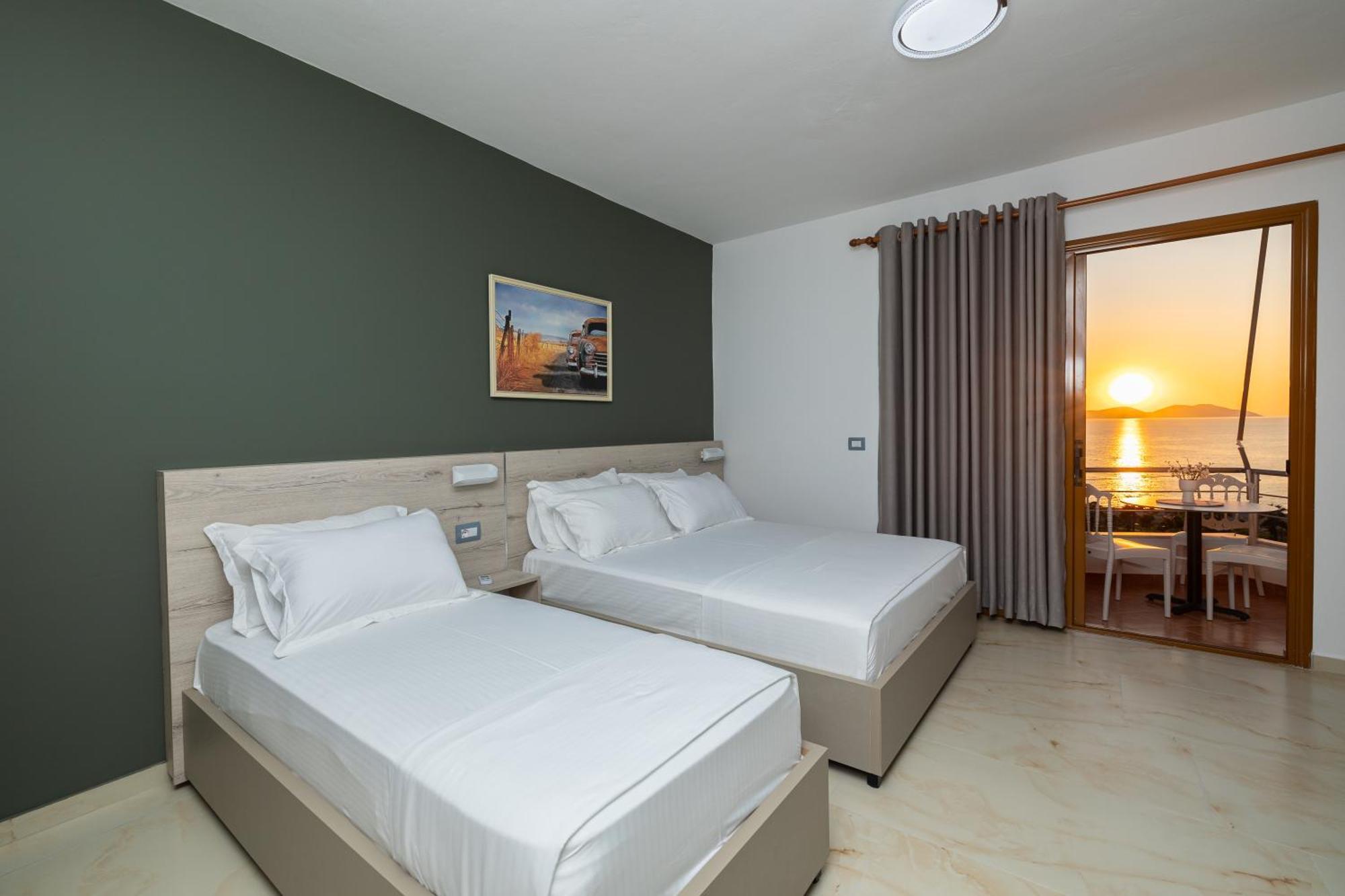 Hotel Idi Влёра Экстерьер фото