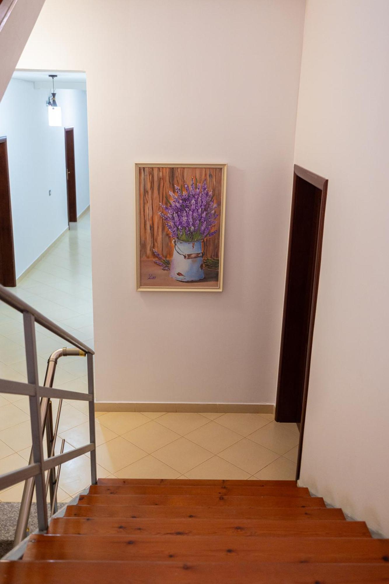 Hotel Idi Влёра Экстерьер фото