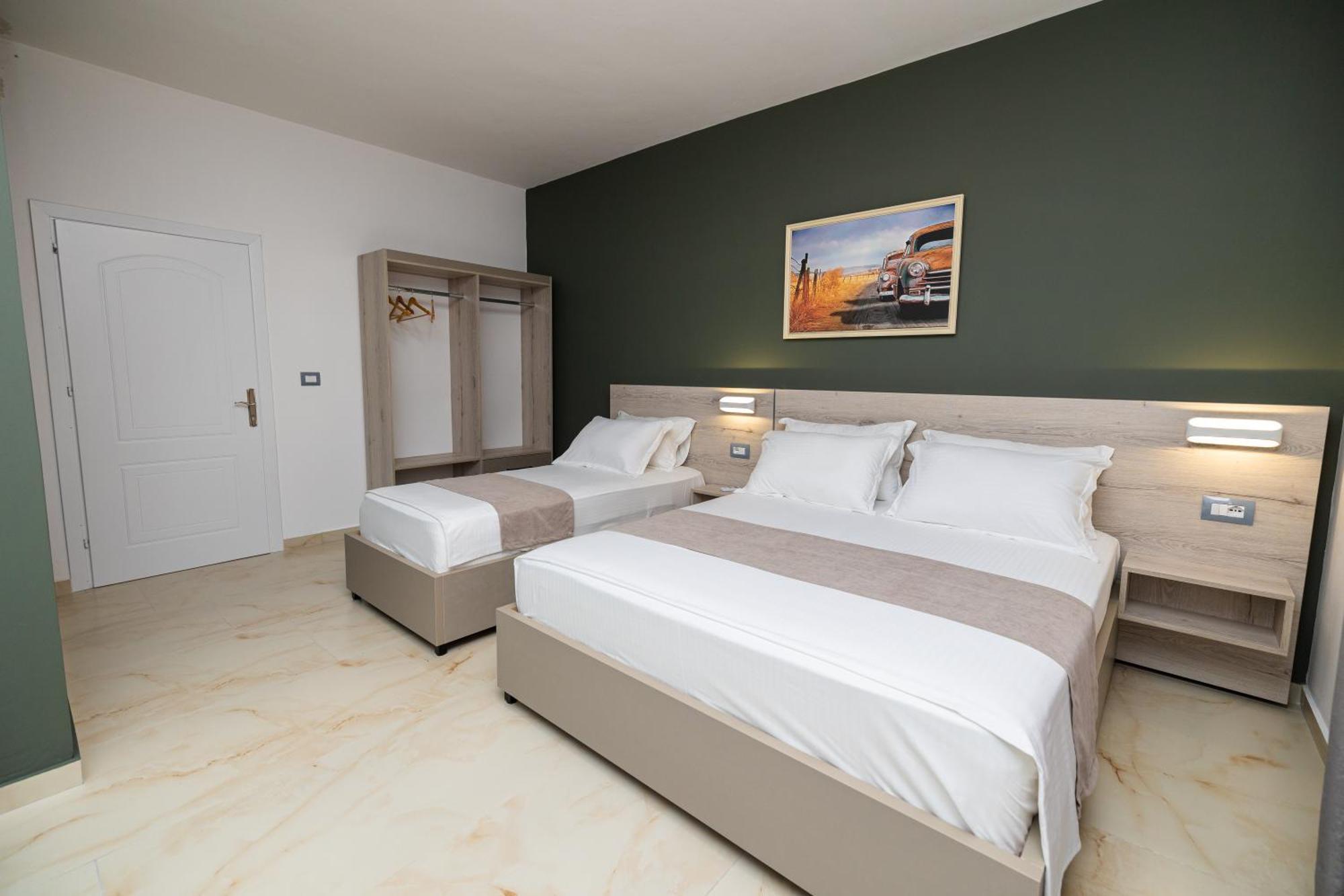 Hotel Idi Влёра Экстерьер фото
