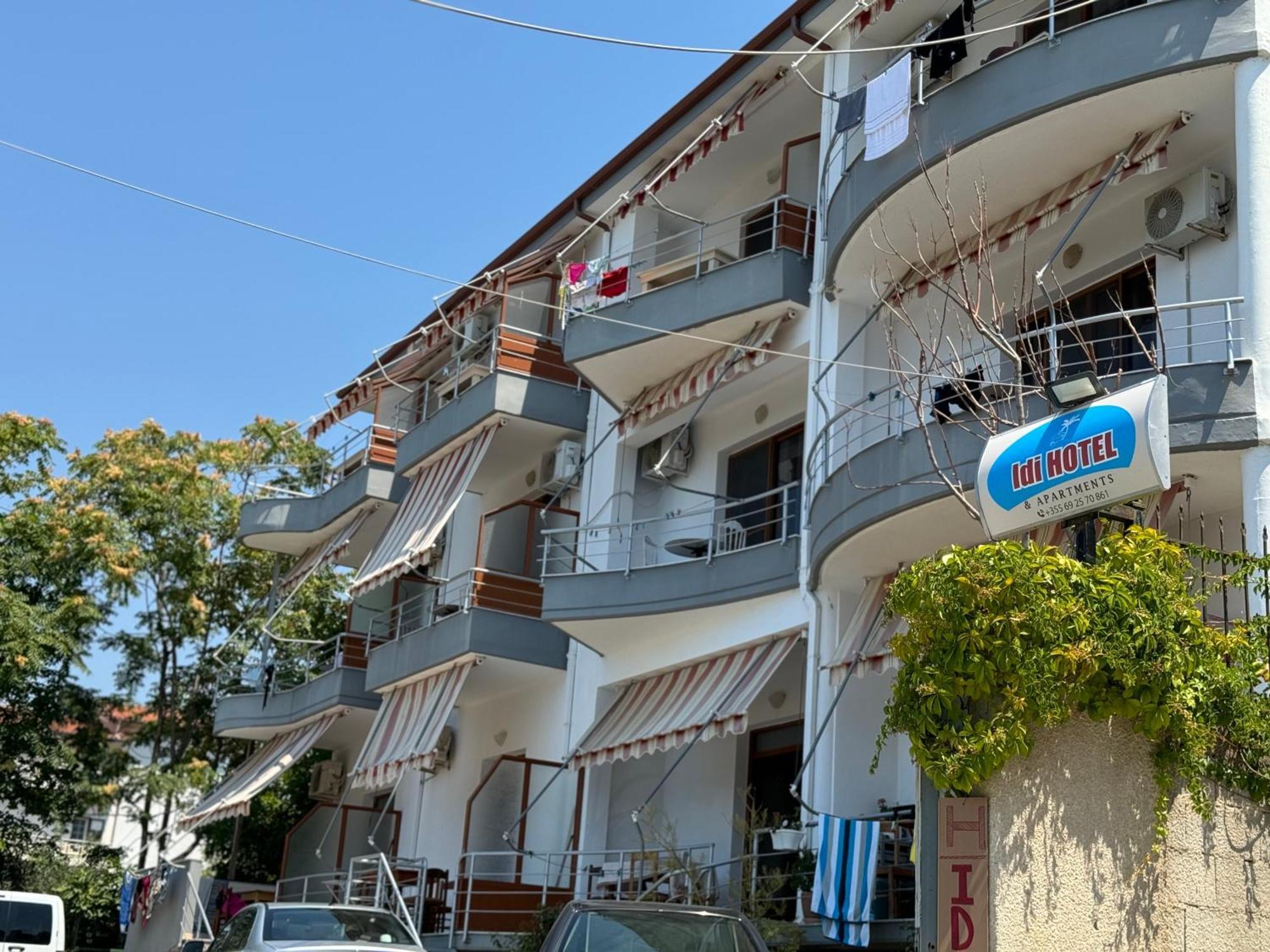 Hotel Idi Влёра Экстерьер фото